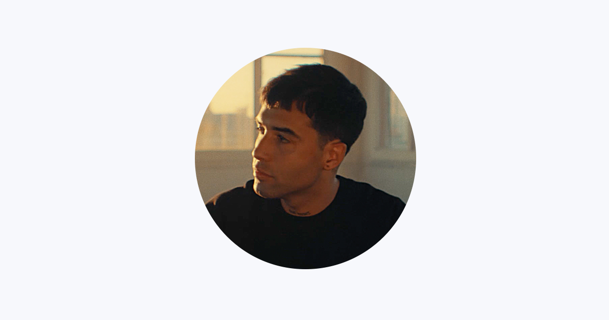 ‎Ryan Caraveo on Apple Music