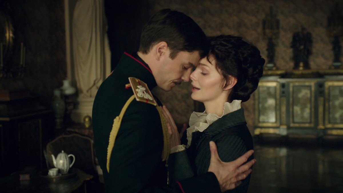 Anna Karenina - Vronsky's Story - Apple TV (UK)