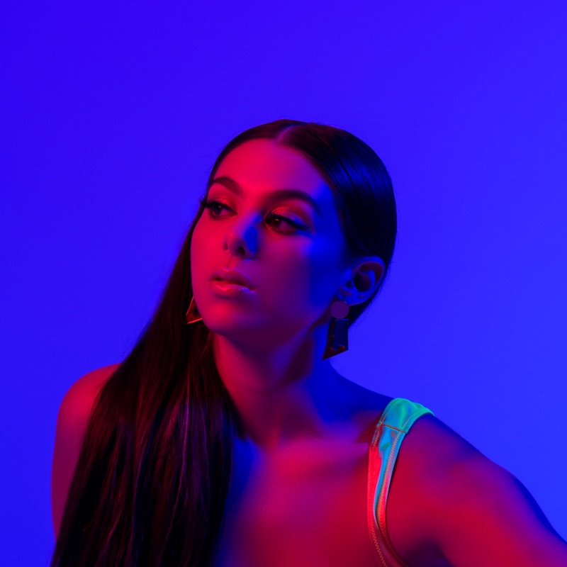 Kira Kosarin Love Me Like You Hate Me Lyrics