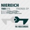 Bombing Lessions - Niereich & Hackler & Kuch lyrics