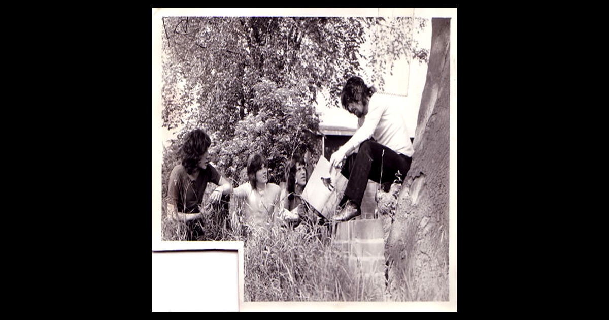Raymond Froggatt - Running Water Raymond Froggatt - Running Water