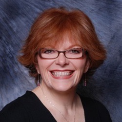 The Dr. Peggy Show- Simple Solutions for Everyday Health: You Say Goodbye, I Say Hello - Closing the circle on food allergies, hydration and the mind/body/spirit connection.