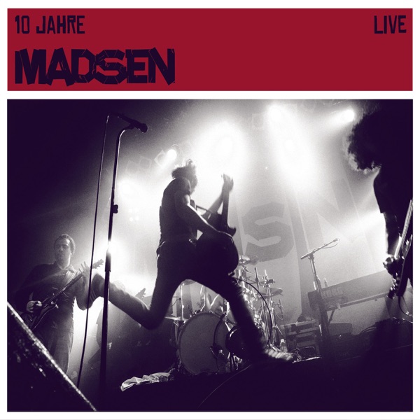 Madsen mit Nachtbaden