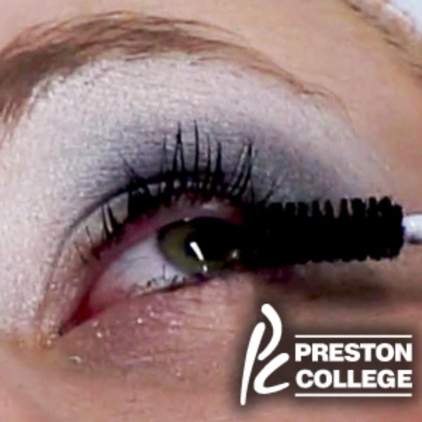 Applying Evening Make-Up cover