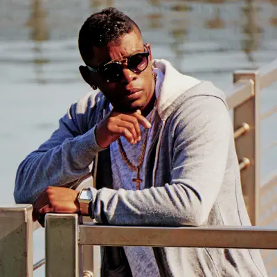 Disfrutamos Mas - Single - Vi Wai