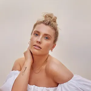 Ella Henderson