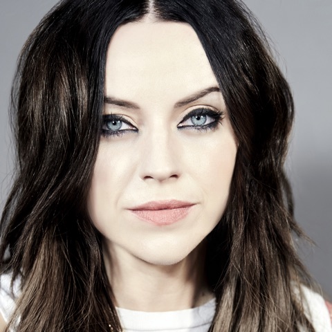 AMY MACDONALD