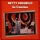 Betty Missiego-Contrastes