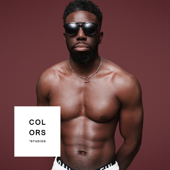 Cover artwork for Woman - A Colors Show