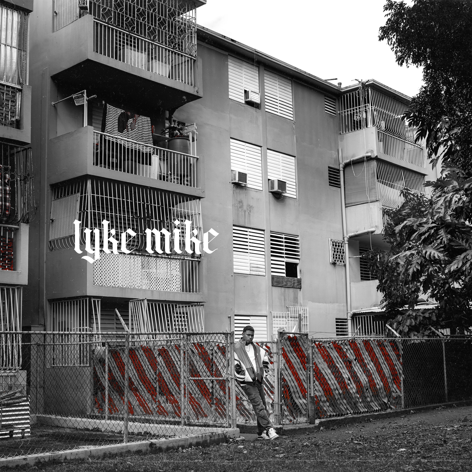 Myke Towers - LYKE MIKE