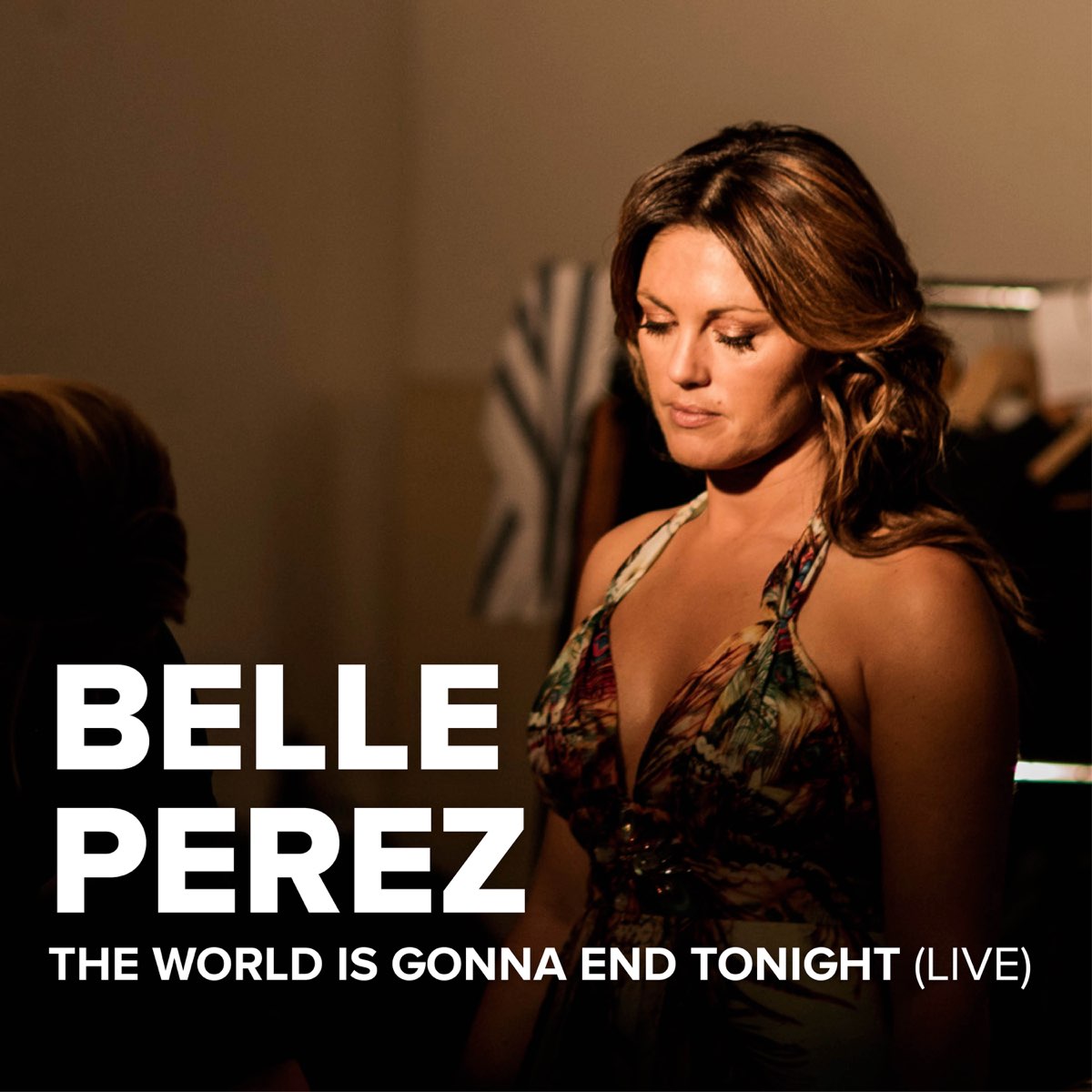 I gonna roll. Lively Bella. The World is gonna end Tonight перевод. Belle Perez happily married.