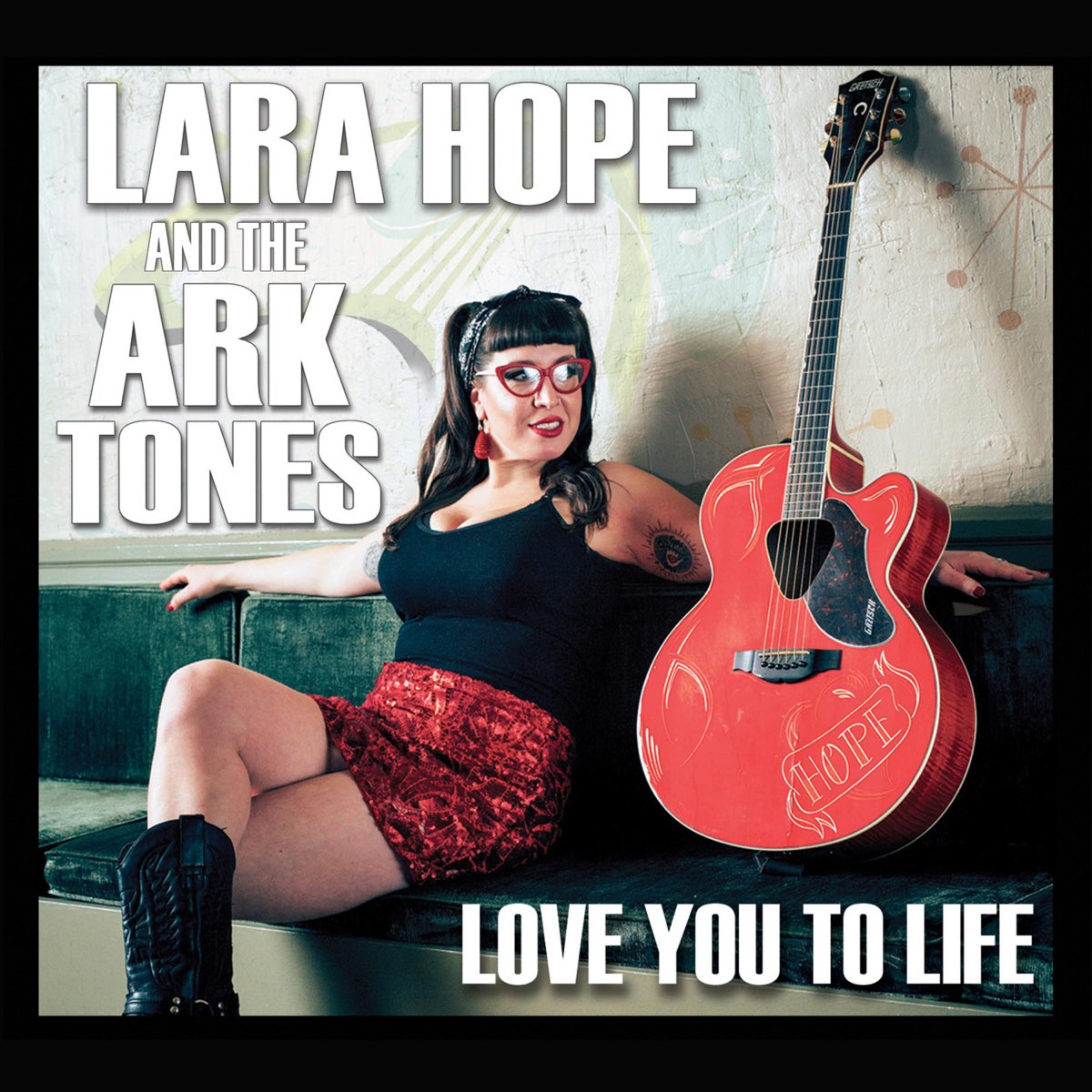 Love Tone. The Lara Price Band -i got News.