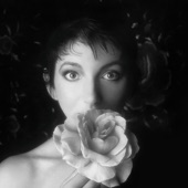 Kate Bush - Running Up That Hill (A Deal With God) (Remastered)