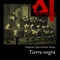 Tierra negra - Orquesta Típica Héctor Varela lyrics