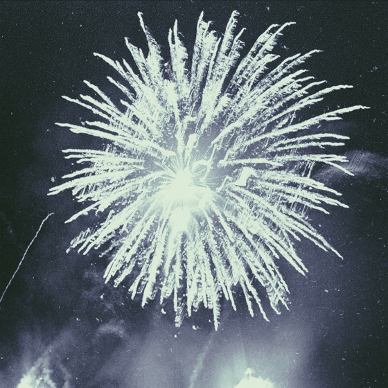 Cover artwork for Q U I E T W O R L D