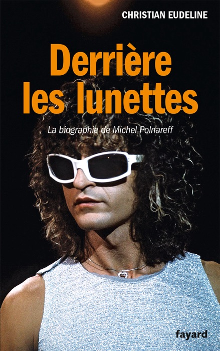 Derrière les lunettes