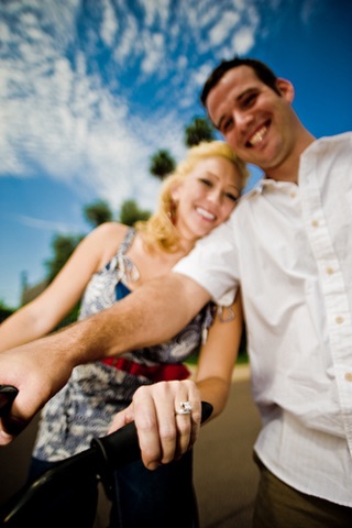 Couples & Engagement Poses - Photo Posing Guide screenshot 3