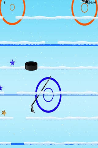 The hockey puck luck - dropping down to the net for goal - Free Edition screenshot 3