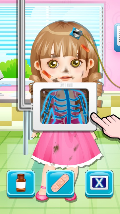 Crazy Kids Hospital - Doctor Rescue & Makeover Game