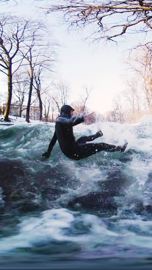 VR Extreme Ice River Surfing Virtual Reality 360(圖2)-速報App