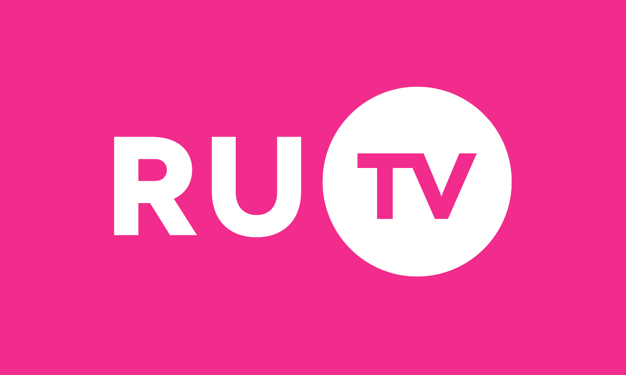 Tiks tv. Ру ТВ логотип. Телеканал ru TV. Значок канала ру ТВ. Ру ТВ заставка.