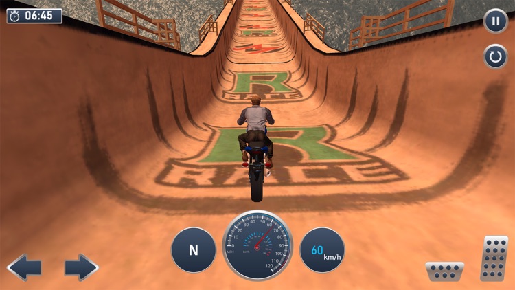 Moto Bike Mega Track Stunts