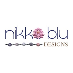 Nikko Blu Boutique Shoppers