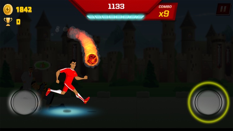 Supa Strikas Dash - Soccer Run screenshot-3