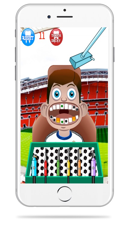 Crazy Soccer Dentist - Fix Decay Tooth for Players