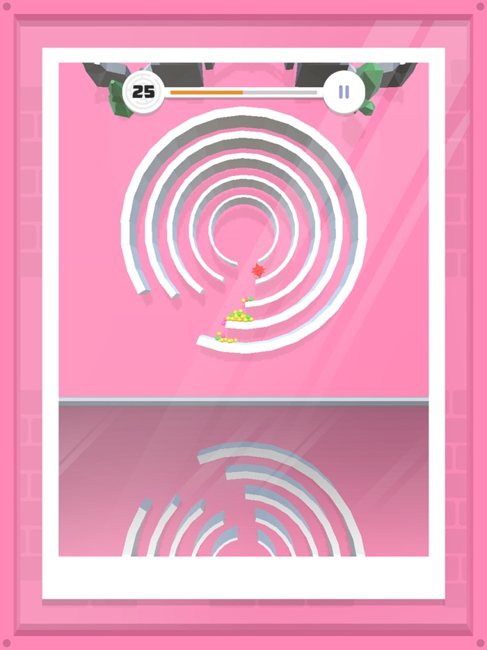 Balls Rotate Mirror Maze