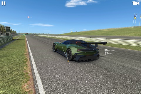 Real Racing 3 screenshot 3