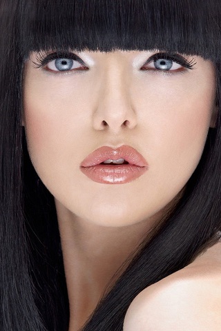 Makeup Designs - 2200 Amazing Faces: Concealer, Lipstick, Blush, Sunscreen, Mascara and More screenshot 3