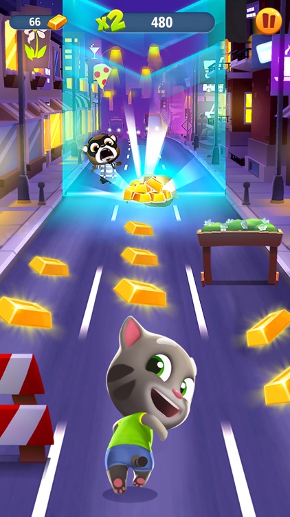 Talking Tom Gold Run screenshot-2