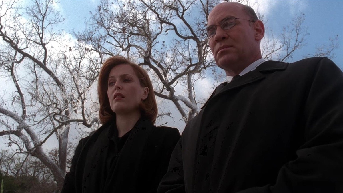 Deadalive The XFiles (Season 8, Episode 15) Apple TV