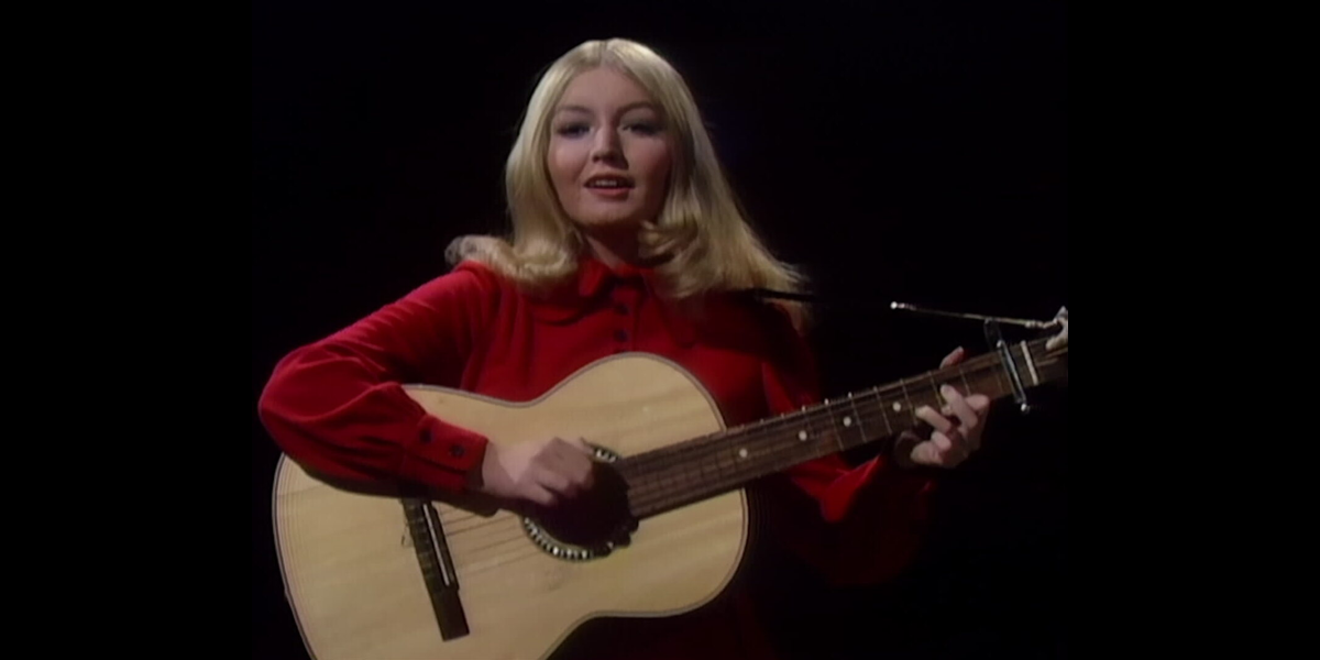 Mary hopkin. Mary Hopkin 2023. Mary Hopkin and Paul MCCARTNEY. Mary Hopkin feet.