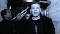 UB40 - (I Can't Help) Falling In Love With You (Remastered 2002) artwork