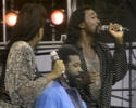 Reach Out and Touch (Live at Live Aid, John F. Kennedy Stadium, 13th July 1985) - Ashford & Simpson & Teddy Pendergrass
