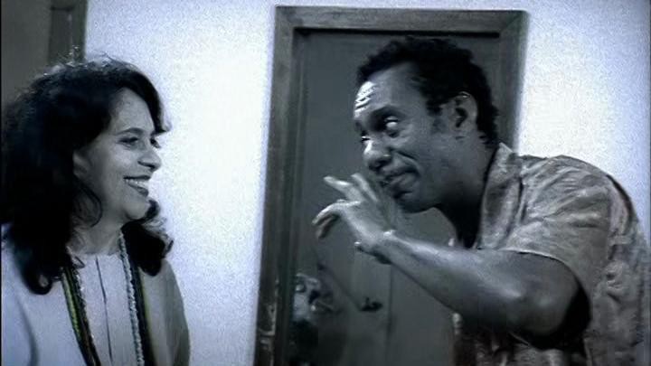 Presente cotidiano (feat. Gal Costa) - Luiz Melodia - Video - Music Store