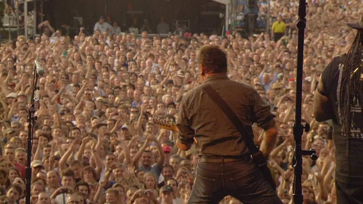 Bruce Springsteen & The E Street Band London Calling Live In Hyde