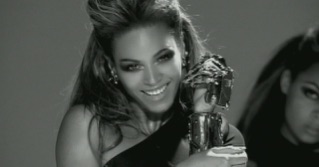 Single Ladies (Put a Ring On It)