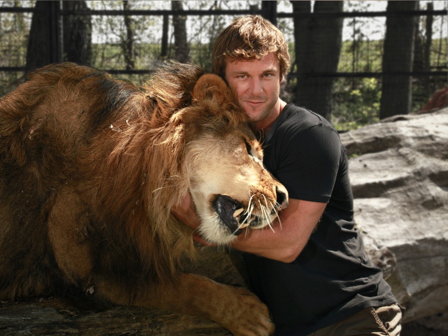 Dave Salmoni: Entre Leones | Apple TV