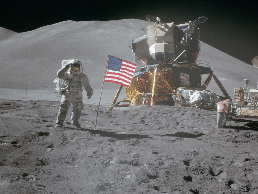 Apollo Missions To The Moon Apple TV SI 
